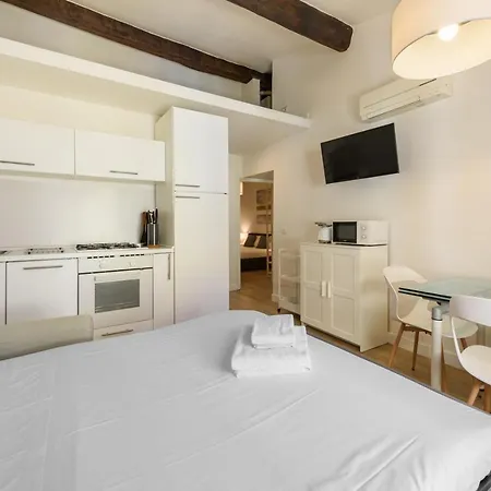 Apartament Novella Contemporary By Mmega