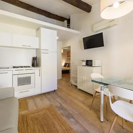 Apartment Novella Contemporary By Mmega